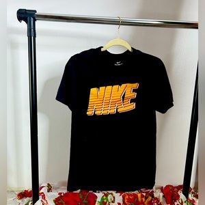 Vintage Nike Graphic Tee